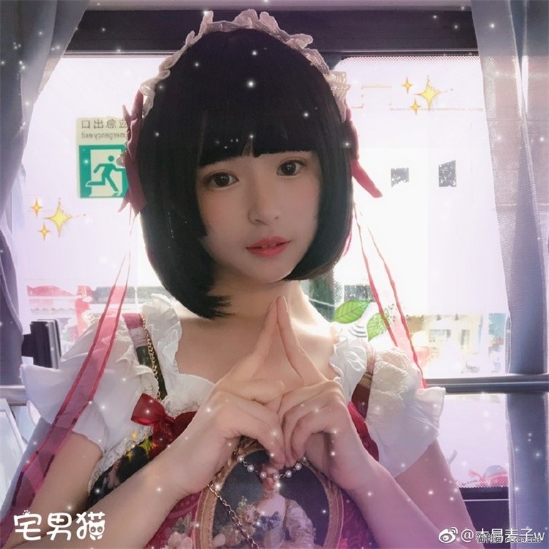 最美人气coser@木易麦子w天然的呆自然的萌！