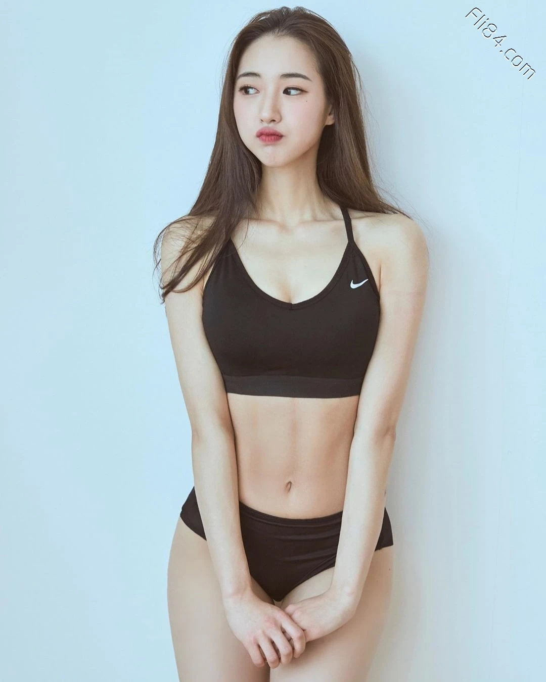 韩国美女健身教练은비（恩比）体态好就算了，脸蛋也超养眼！