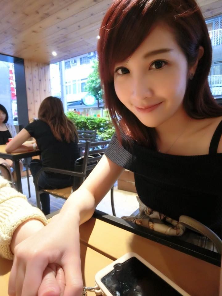 【6upoker】MOD寰宇新闻大眼气质主播 Vivi黄若薇