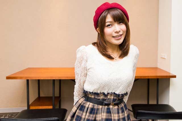 劲爆！参加红白歌会的歌手新田惠海曾是艾薇女优？