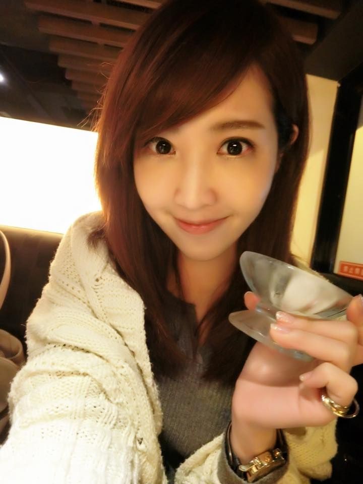 【6upoker】MOD寰宇新闻大眼气质主播 Vivi黄若薇