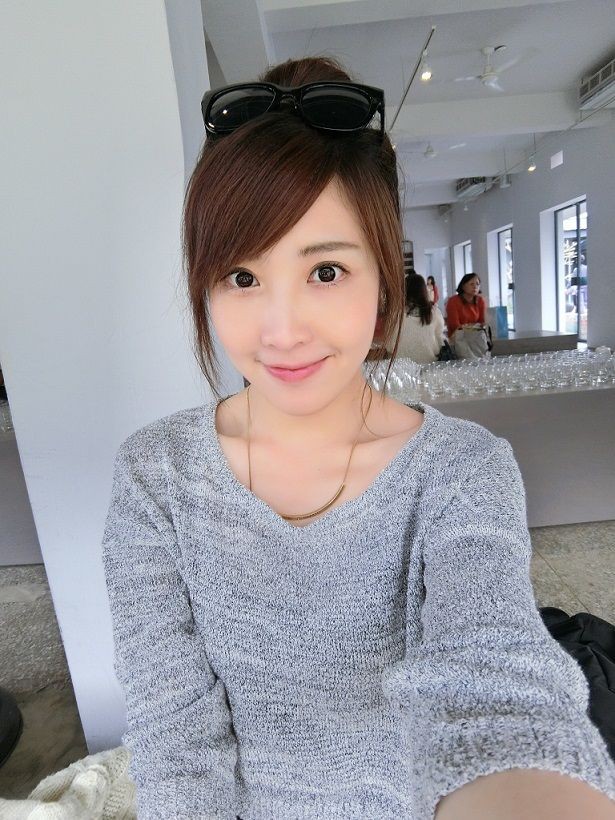 【6upoker】MOD寰宇新闻大眼气质主播 Vivi黄若薇