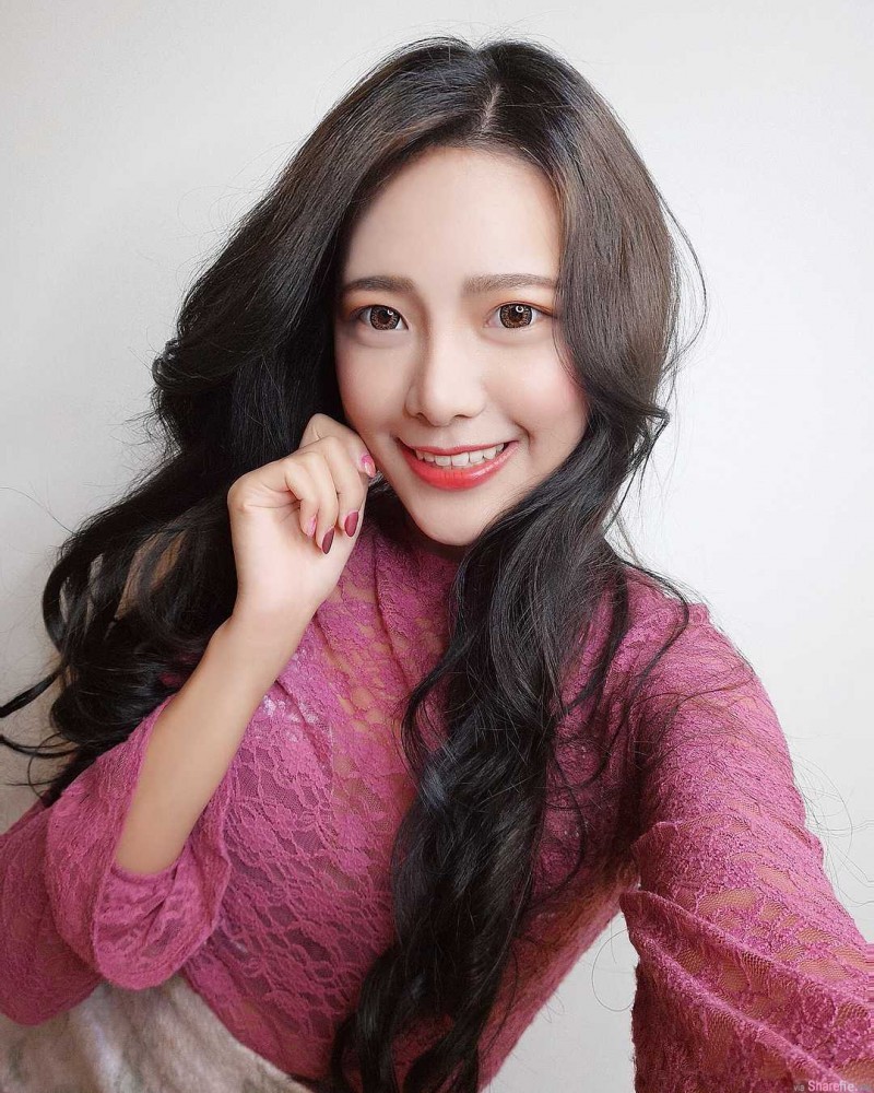 【6upoker】直播正妹Iris霍萱 性感比基尼征服众网友