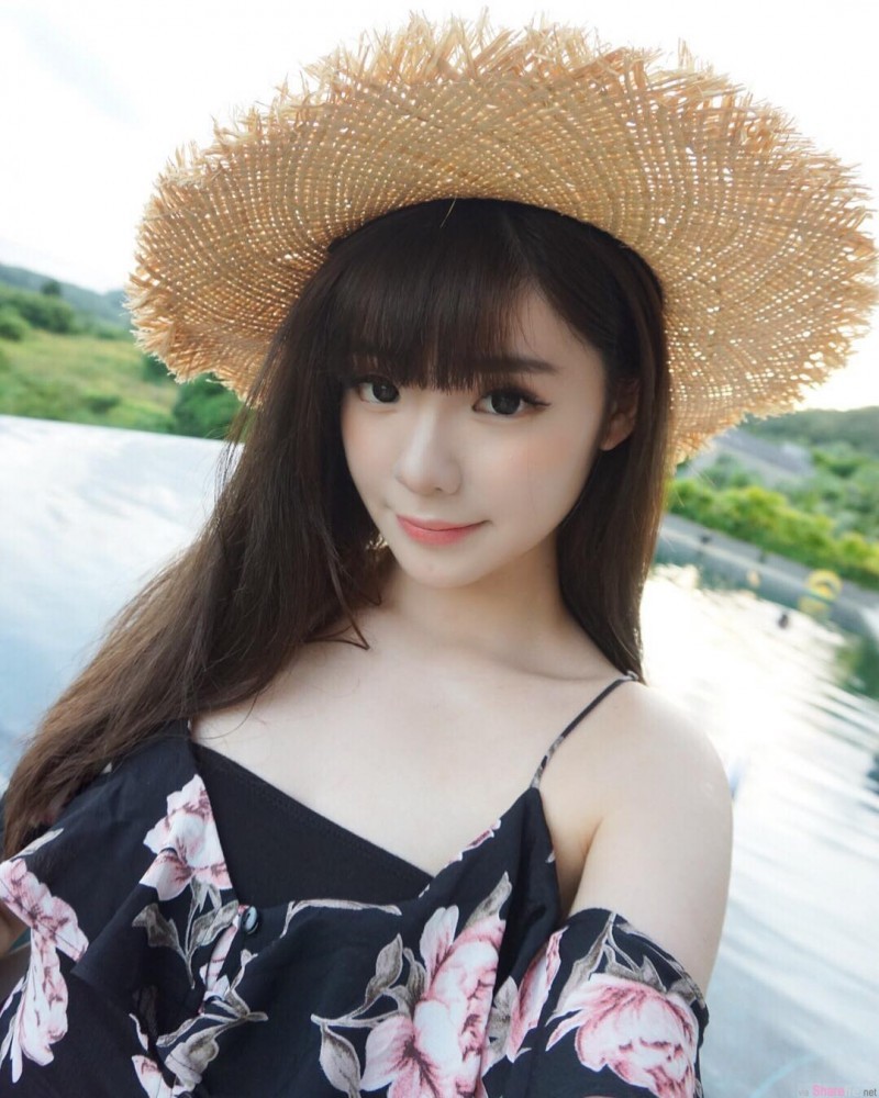 【6upoker】大马正妹香儿完美身材格外上镜 香甜女孩气质迷人