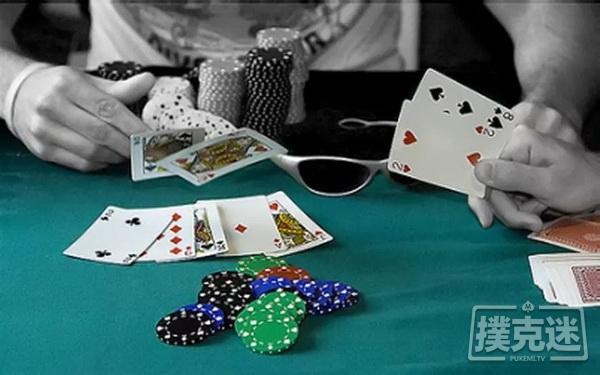 德州扑克中四个对手诈唬不足的典型场合