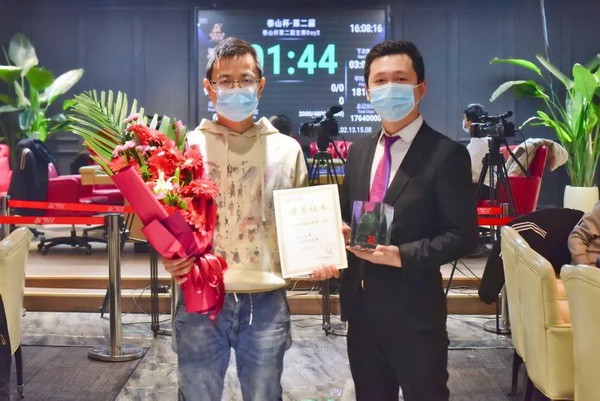 【6upoker】泰山杯|主赛事泡沫诞生!胡笑源领跑30人晋级!