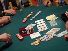 【6upoker】​分析德州扑克中的三人全压局面