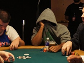 【6upoker】扑克马脚：“我们专心打牌吧”意味着什么？
