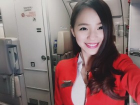 【6upoker】空姐正妹Eulise Lai 甜美笑容超迷人