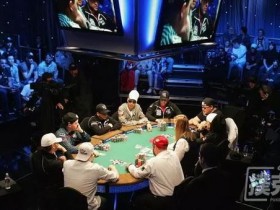 【6upoker】7人翻牌圈的“屠杀”与反思 |德州扑克牌局分析