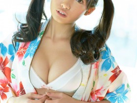 【6upoker】人气模特儿椎名光20岁大解放萝莉性感全开