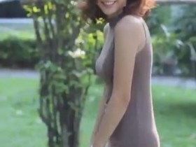 【6upoker】泰国正妹连身超短裙拍MV 前凸后翘令人受不了