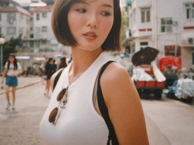 【6upoker】香港短发正妹Karen 性感吊带背心诱惑路人