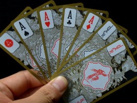 【6upoker】德州扑克翻后拿着J7s和87s这样的牌应该怎样打？