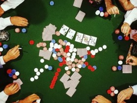 【6upoker】德州扑克职业高手分析在微注额牌局他们会怎么打