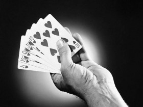 【6upoker】打了很久的牌都没成绩怎么办?