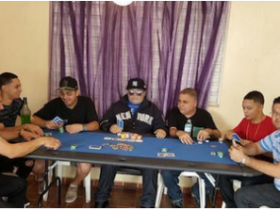 【6upoker】在自己的葬礼上玩扑克