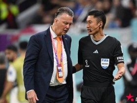 迈博体育:马宁等中国裁判结束世界杯执法