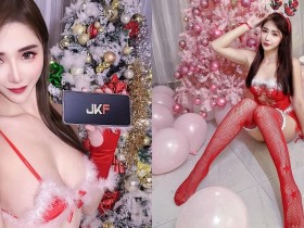 【6upoker】這爆乳太犯規!「金娜娜」聖誕裝秀飽滿雪乳,「細腰美腿」也一次滿足!