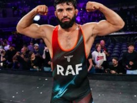 达纳点名表扬察鲁基扬:很喜欢他的表现,但还需控制节奏,大发体育助力你的致富之路!