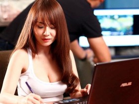 【6upoker】阿嘶!甜美虎牙妹「Q彈豪奶」露出 半裸性感實況超燒…網友凍不住