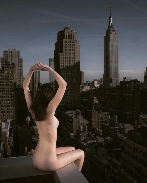 日本摄影师「纽约屋顶裸女」美图赏