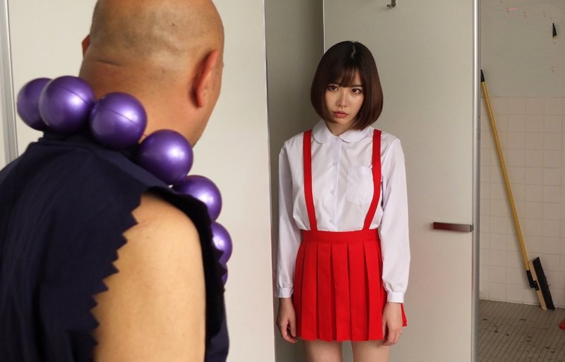 MIMK-070: 学生服暗黑版妖怪少女!厕所中出恶鬼「深田咏美」! 【6upoker】MIMK-070: 学生服暗黑版妖怪少女!厕所中出恶鬼「深田咏美」!
