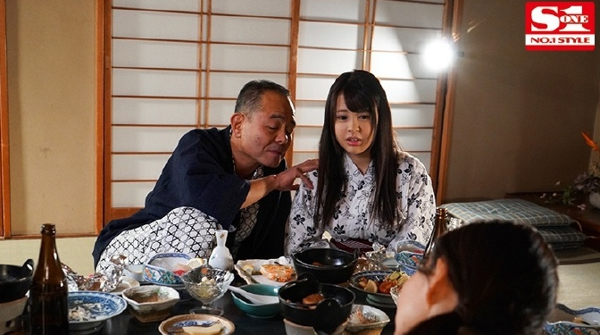 【6upoker】夕美紫苑4月新作SSIS-029 高中女生被生母出卖