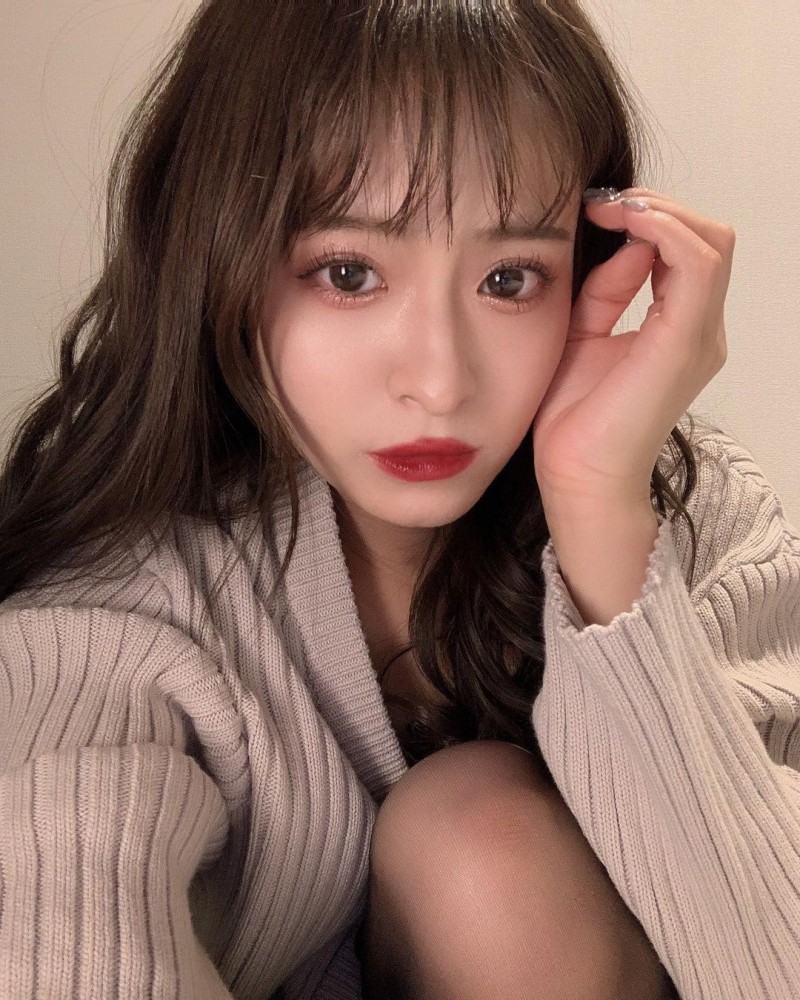 【6upoker】女友系正妹「清水里香」无防备居家穿搭让人好想偷袭嘟嘴微露虎牙更是可爱到一个犯规