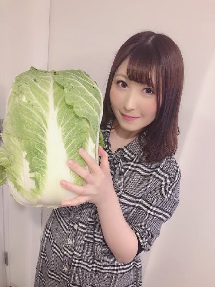 【6upoker】飞鸟铃经典作品BF-563 父母不在家妹妹当哥哥女仆7天