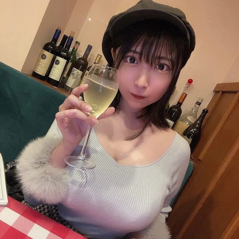 【6upoker】妄想系女友《市原薰》可爱又超大!身前的重量快要让你窒息!