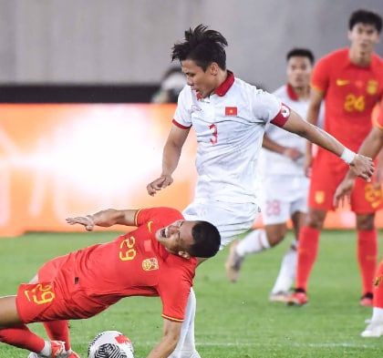 大发体育-复仇！王秋明武磊破门对手肘击染红 国足2-0越南，大发助力你的致富之路！
