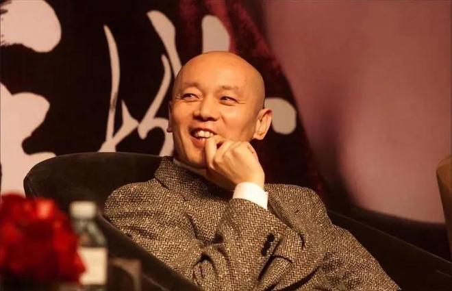 【6upoker】妹妹远在美国，父母也已离世，如今66岁无儿无女的葛优如何了