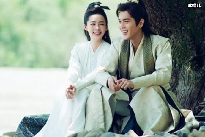 【6upoker】她是《庆余年》的女帝,当她换下龙袍后这身材爱了