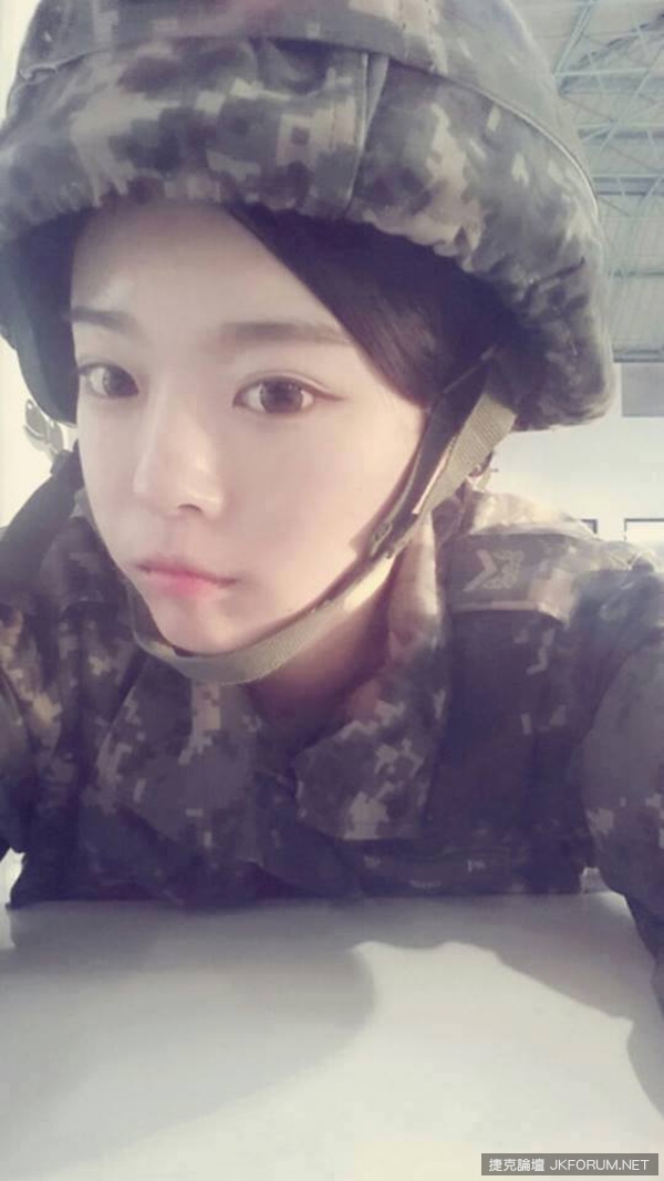 【6upoker】韓國最美「海軍妹」這顏值真的超高！齁唷~你再這樣漂亮下去人家就要去當兵了喔！