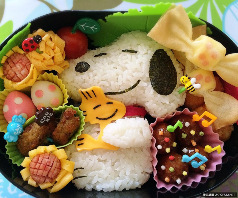 【6upoker】台灣媽媽的強大廚藝！萌翻味覺的史努比咖哩開飯中