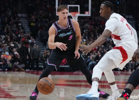 迈博体育 热火惨败猛龙:维金斯24分难救主 巴恩斯全面爆发