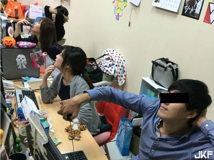 【6upoker】有打碼就認不出來？錯了！電腦一樣「肉搜」的到！