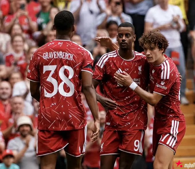 利物浦2-3再遭摩纳哥逆转：前场美如画，中后场却连续两场“自爆”，大发体育助力你的致富之路！